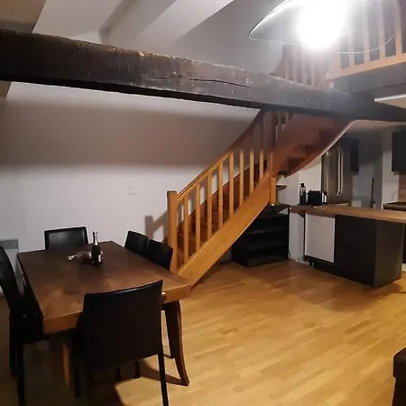Exceptionnel 4 Etoiles Hyper Centre 65 M2 Au 4eme Etage Sans Ascenseur Avec Tour Du 12eme Siecle * Albi